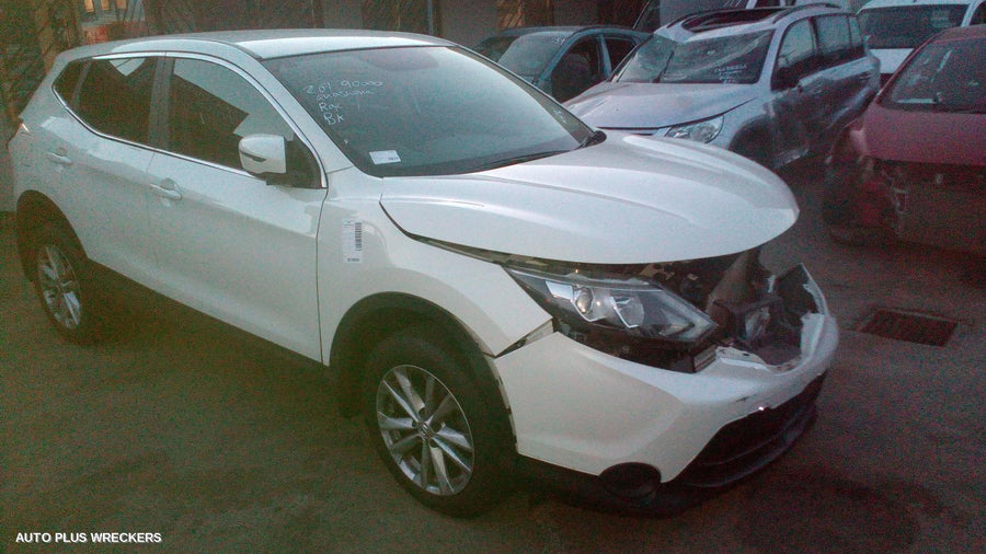 2015 Nissan Qashqai Rear Garnish