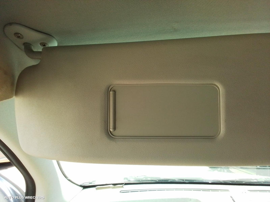 2008 FORD TERRITORY RIGHT FRONT DOOR