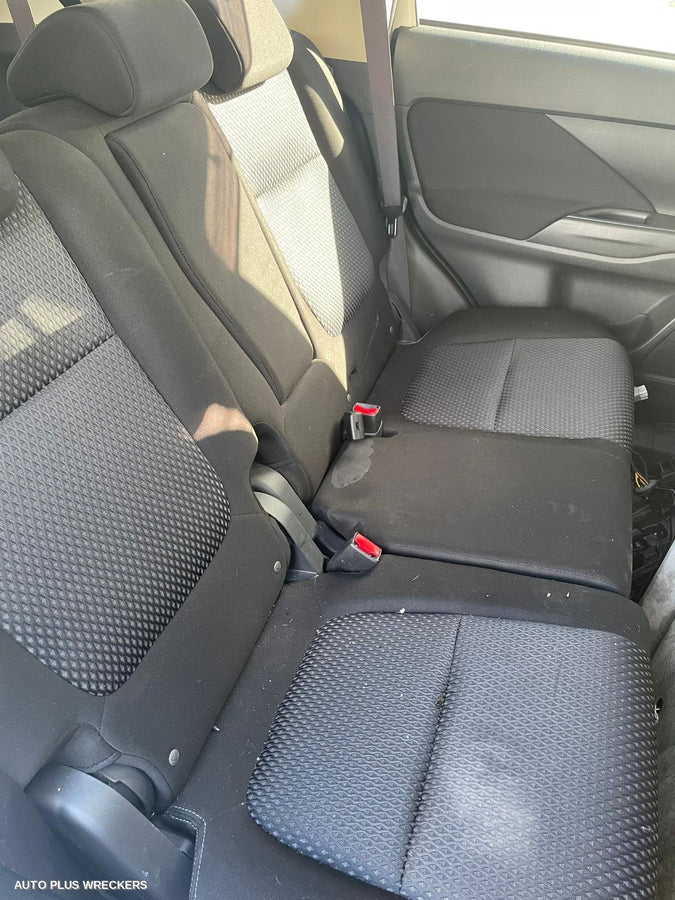 2017 Mitsubishi Outlander Right Driveshaft