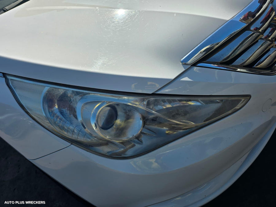2010-2014 Hyundai I45 Left Rear Door Window