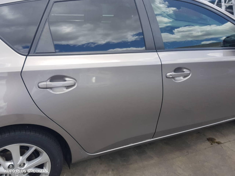 2012-2018 Toyota Corolla Console
