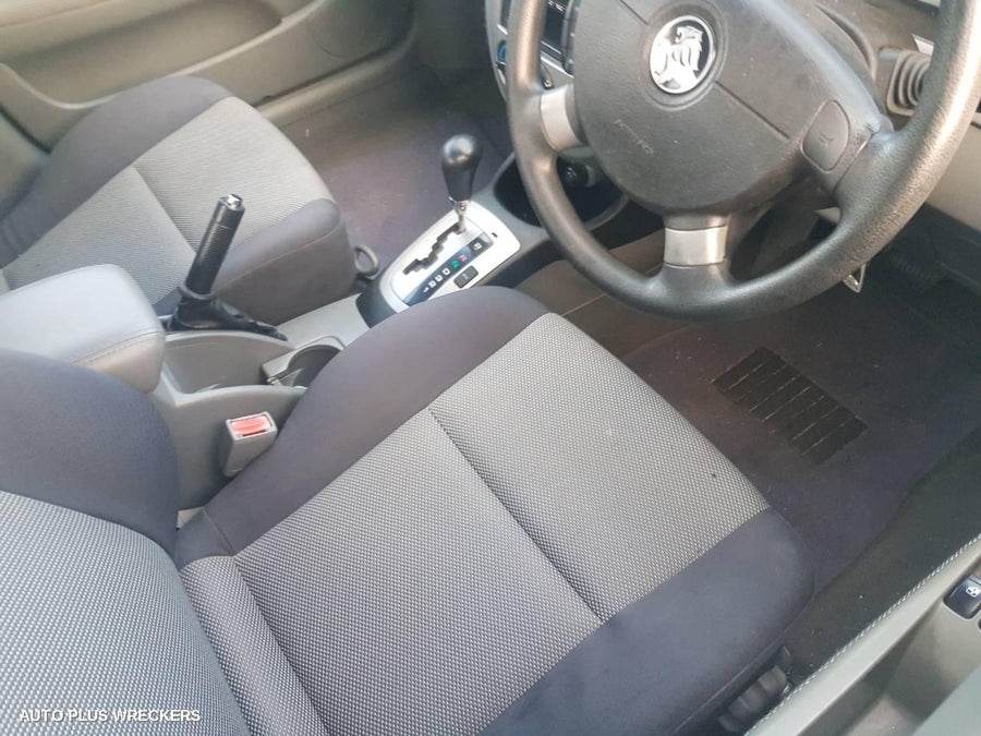 2005 Holden Viva Sunvisor