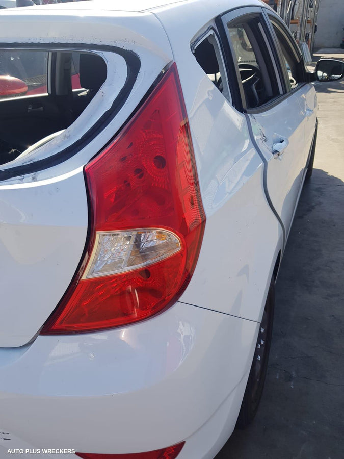 2016 HYUNDAI ACCENT SUNVISOR