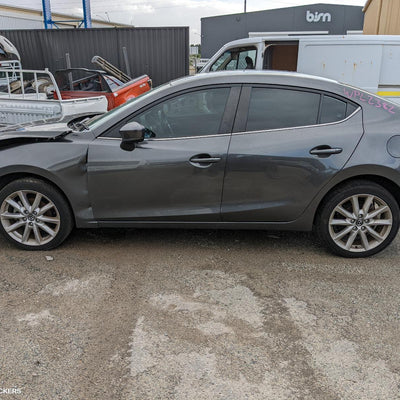 2016-2019 Mazda 3 Headrest
