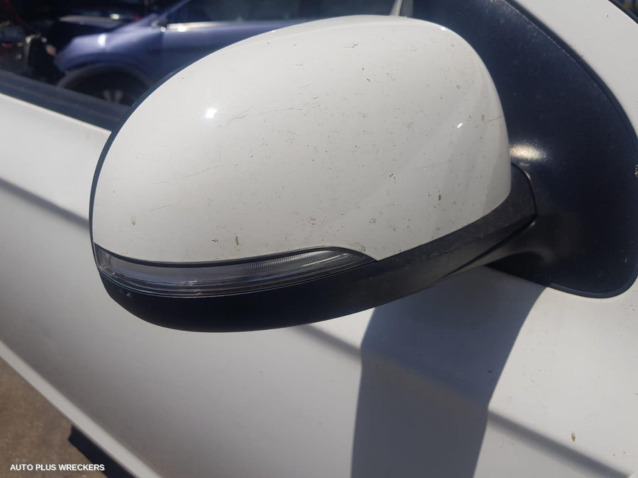 2014 Hyundai I20 Right Front Door Window