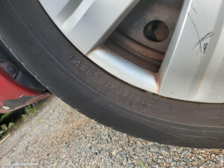 2006 Mitsubishi 380 Bonnet