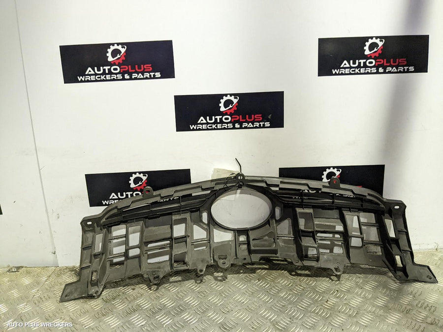 2010 Toyota Prius Grille