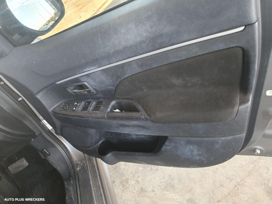 2011 Mitsubishi Asx Right Rear Door Window