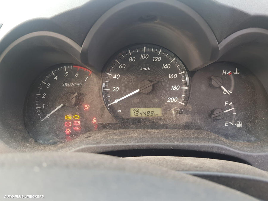 2014 Toyota Hilux Washer Bottle