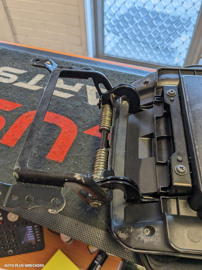 2017 Toyota Prado Console