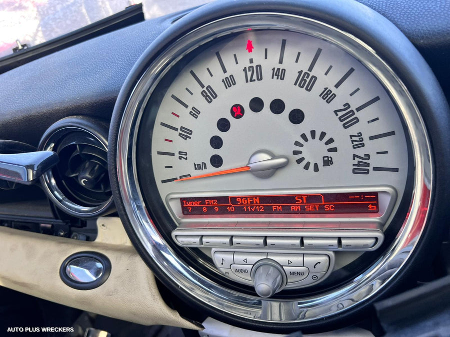 2008 Mini Cooper Left Taillight