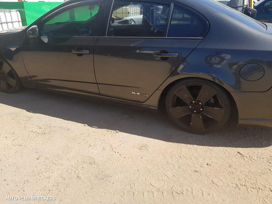 2010 Ford Falcon Right Front Door
