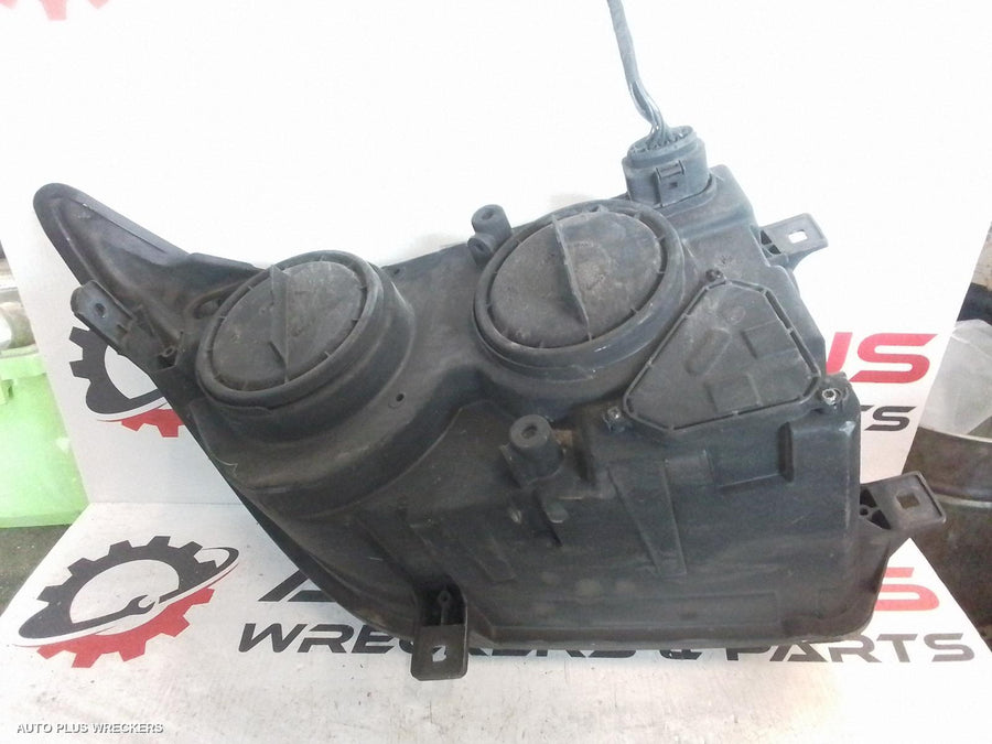 2007 Volkswagen Crafter Left Headlamp