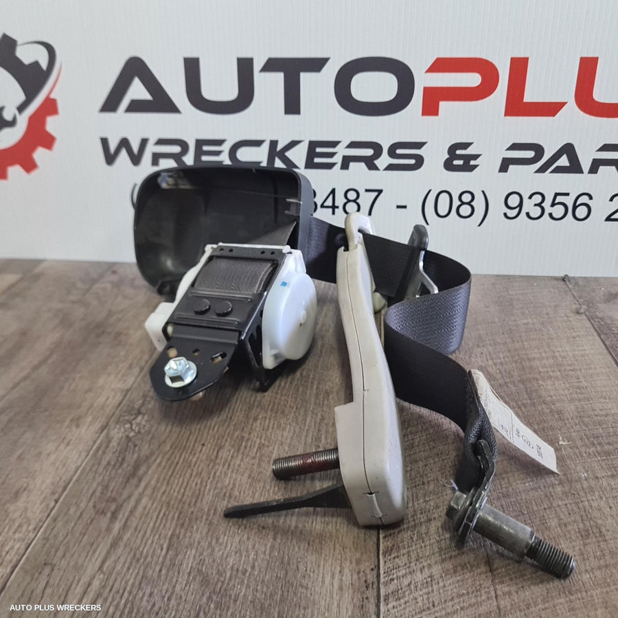 2018 TOYOTA HIACE SEATBELT STALK