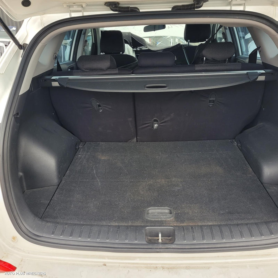 2017 Hyundai Tucson Left Front Door Window