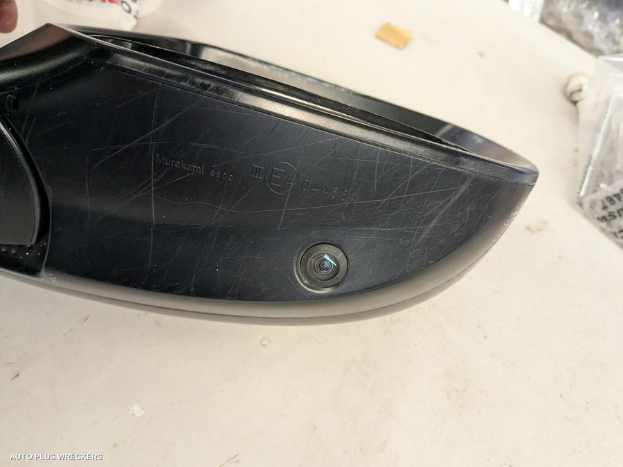 2015-2021 Toyota Landcruiser Right Door Mirror
