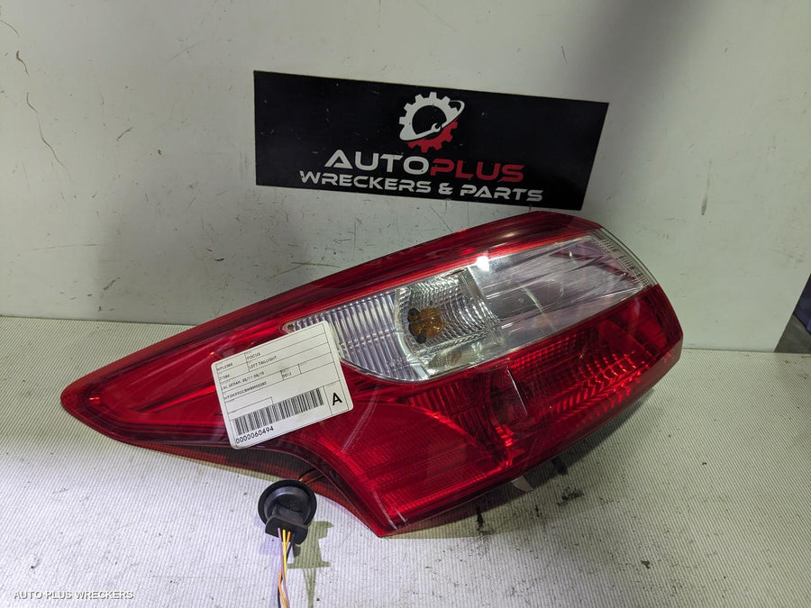 2011-2015 Ford Focus Left Taillight