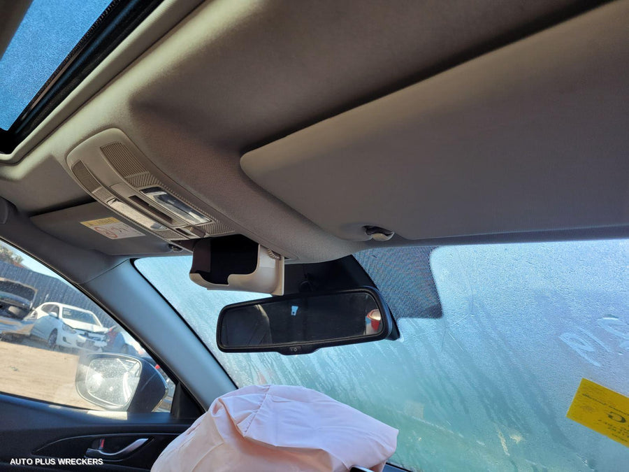 2016 Mazda 3 Left Front Door Window