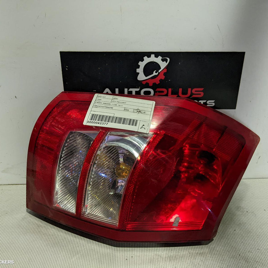 2005-2011 Chrysler 300c Left Taillight