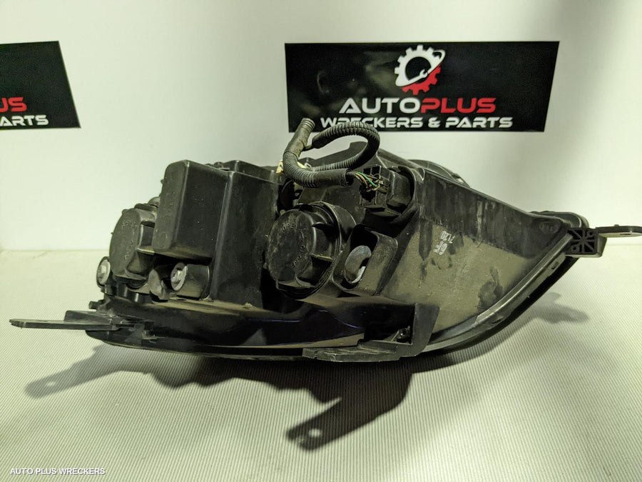 2008 Holden Captiva Right Headlamp