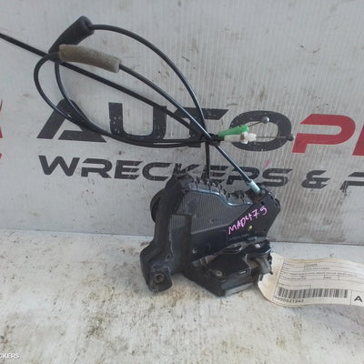 2007-2010 Toyota Kluger Door Boot Gate Lock