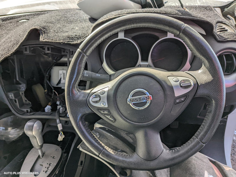 2014 Nissan Juke Left Taillight