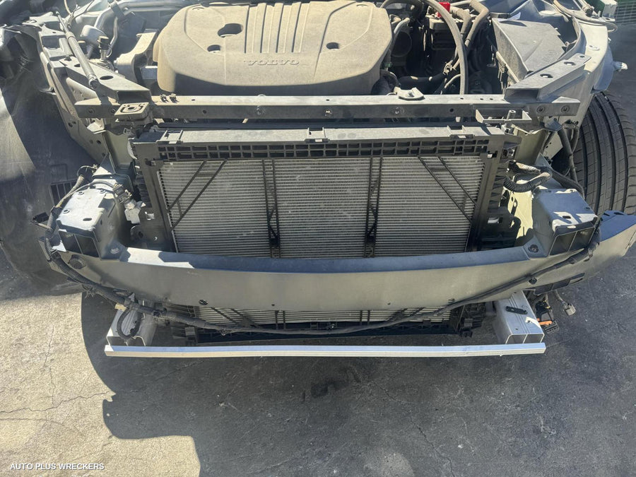 2022 Volvo Xc60 Left Door Mirror