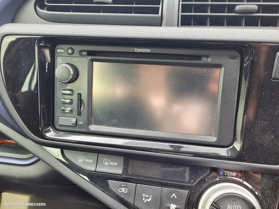 2015 Toyota Prius Radio Cd Dvd Sat Tv