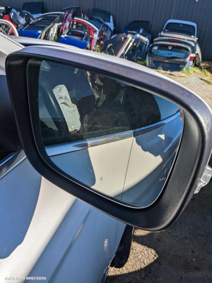 2015 Volvo Xc60 Left Door Mirror