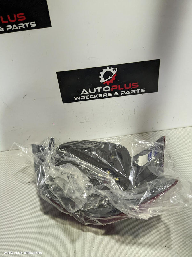 2015 Toyota Yaris Right Taillight