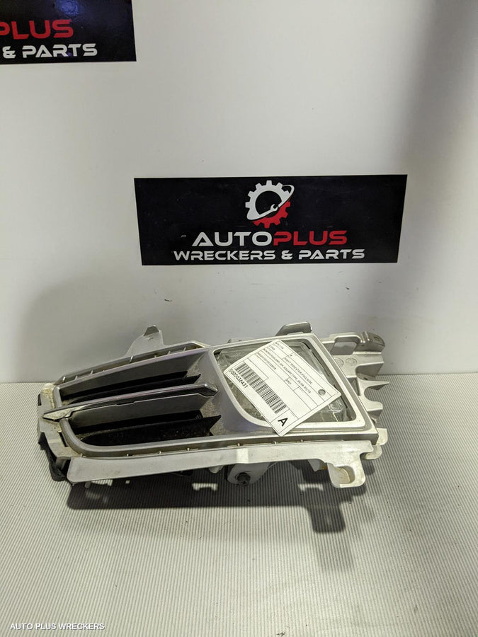 2009 Mazda 6 Right Indicator Fog Side