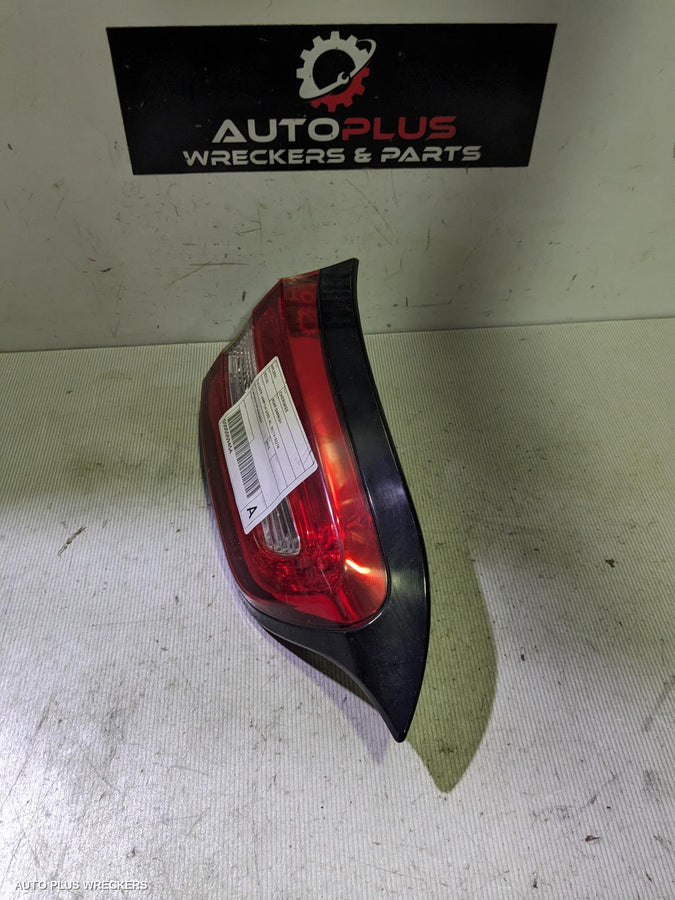 2014-2018 Jeep Cherokee Rear Garnish