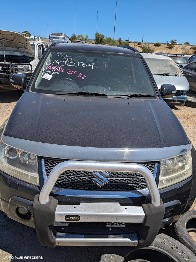 2010 Suzuki Vitara Left Guard