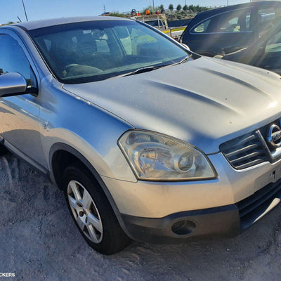 2008 Nissan Dualis Radiator Support