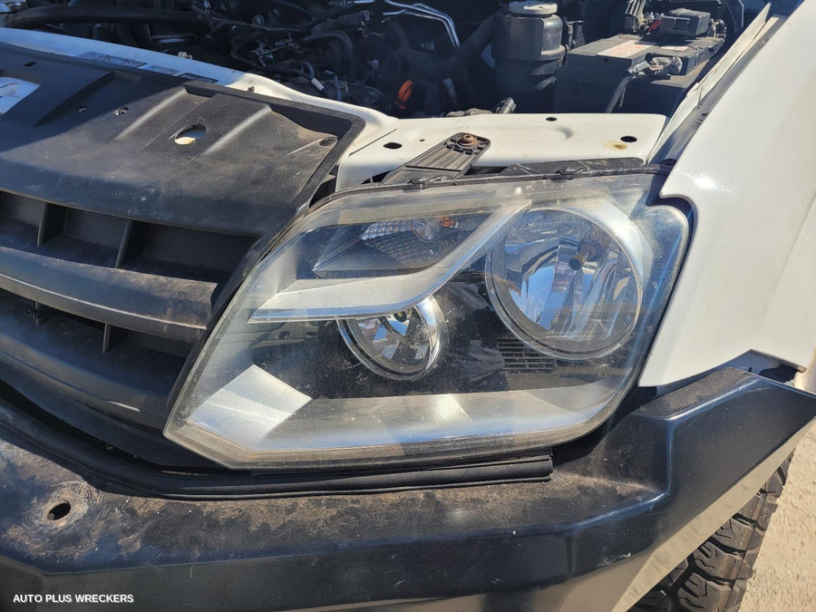 2013 Volkswagen Amarok Right Rear Door Sliding