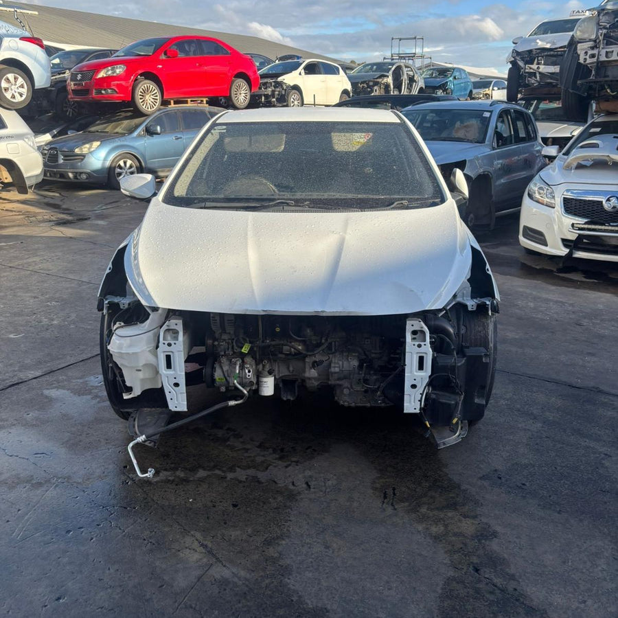 2016 Hyundai Accent Left Front Door