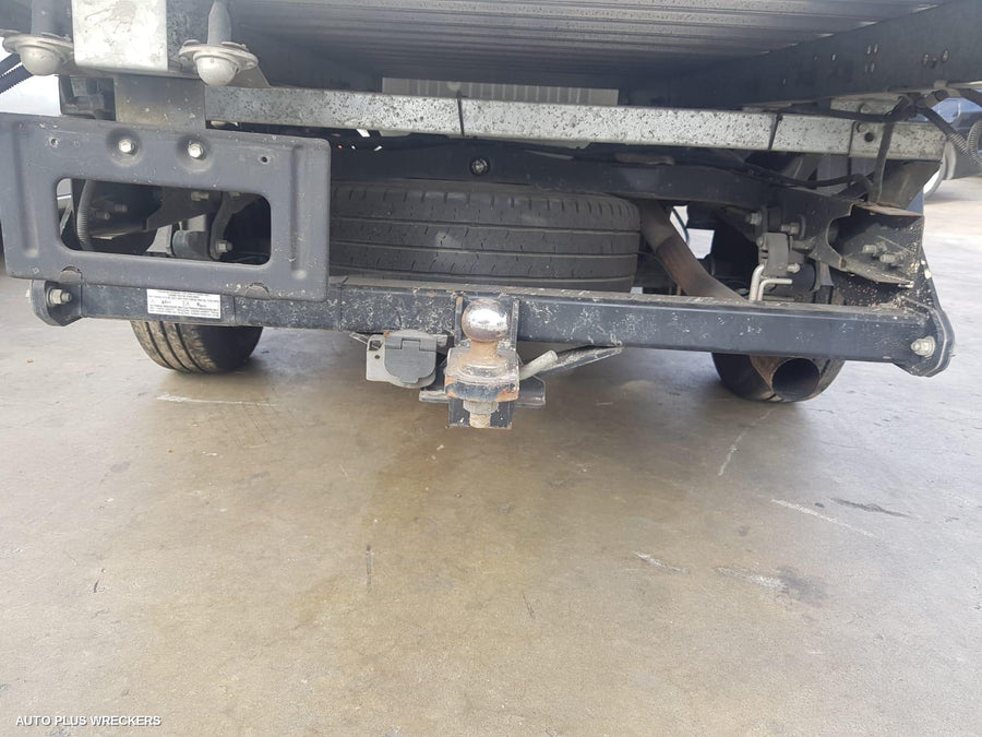 2014 Toyota Hilux Column
