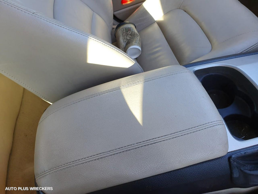 2009 FORD FALCON OVERFLOW BOTTLE