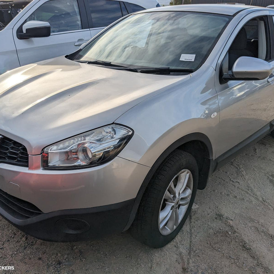 2013 Nissan Dualis Right Rear Door Window