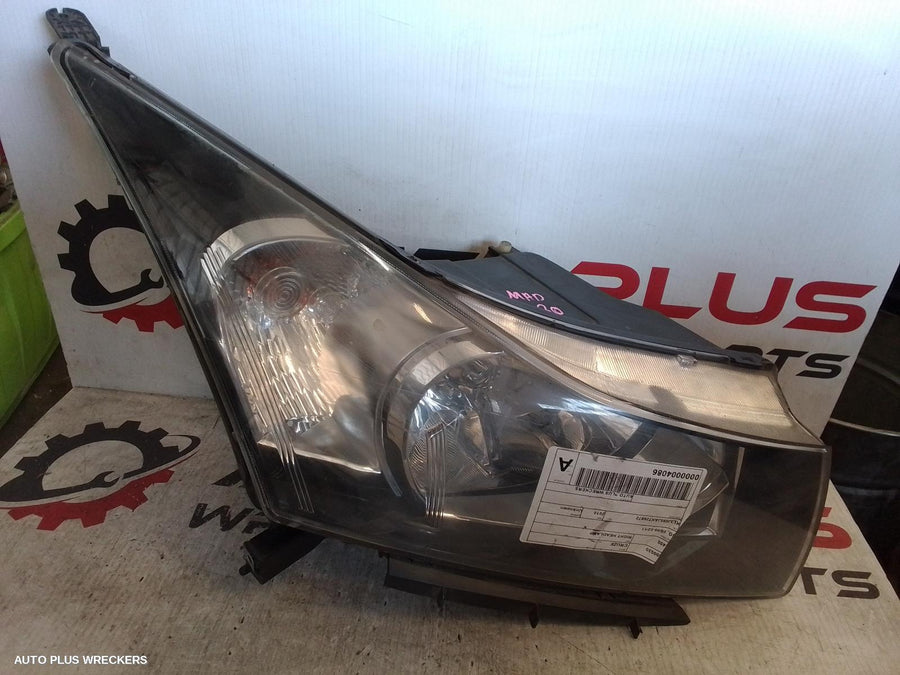 2010 Holden Cruze Right Headlamp