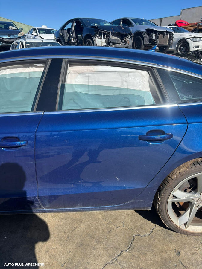 2014 Audi A5 Right Door Mirror