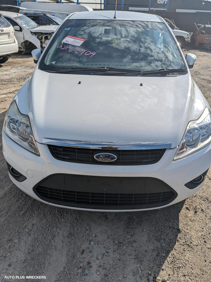 2010 Ford Focus Right Headlamp