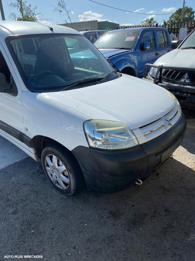2003-2010 Citroen Berlingo Left Door Mirror