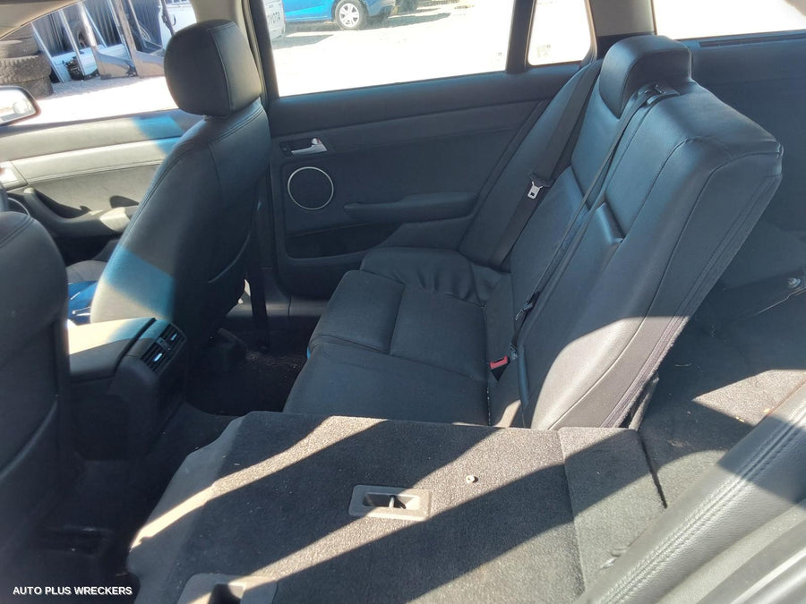 2012 Holden Commodore Right Rear Door Sliding