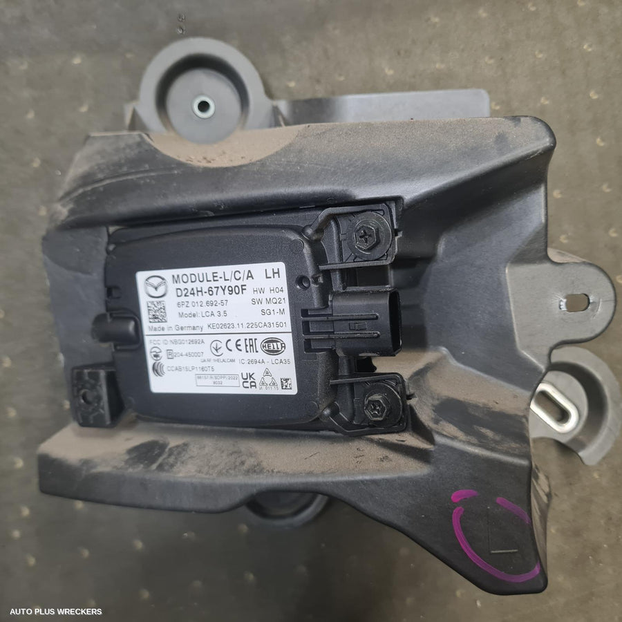 2014-2026 Mazda 2 Reverse Camera