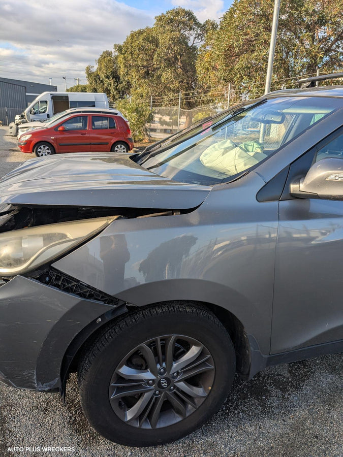 2014 Hyundai Ix35 Rear Garnish