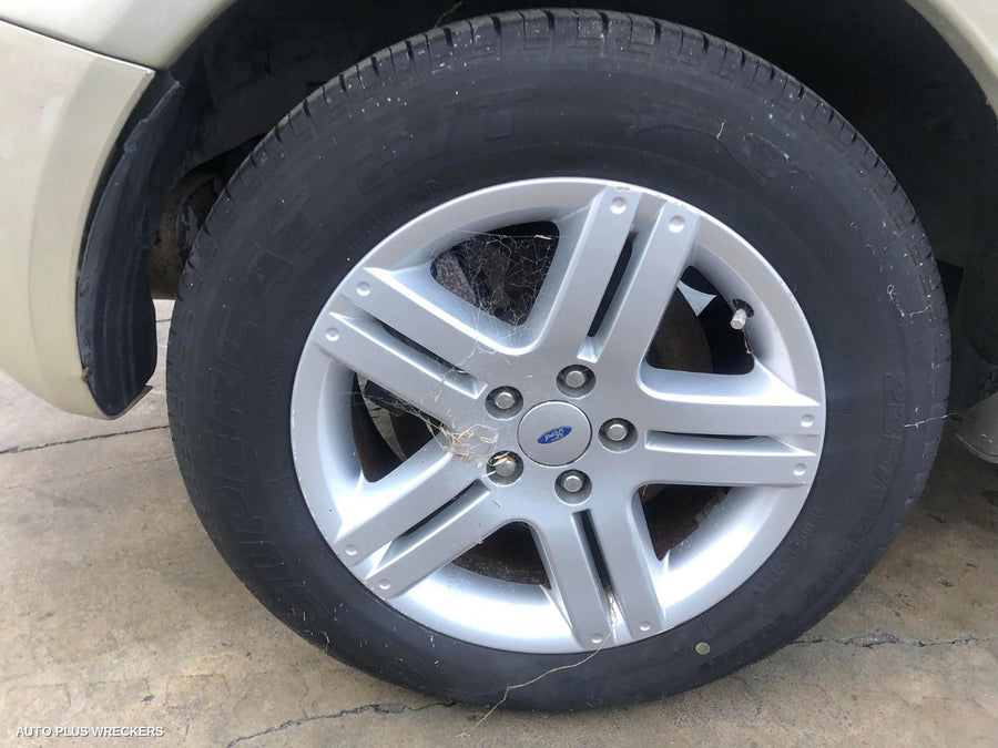 2006 FORD TERRITORY RIGHT FRONT DOOR