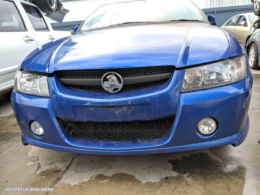 2004 Holden Commodore Left Door Mirror