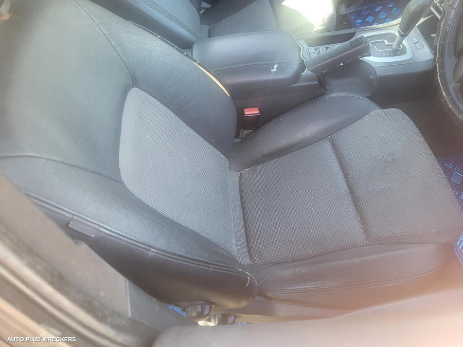 2007 Holden Commodore Sunvisor