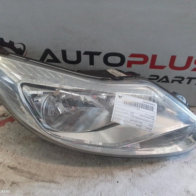 2012-2015 Ford Focus Right Headlamp